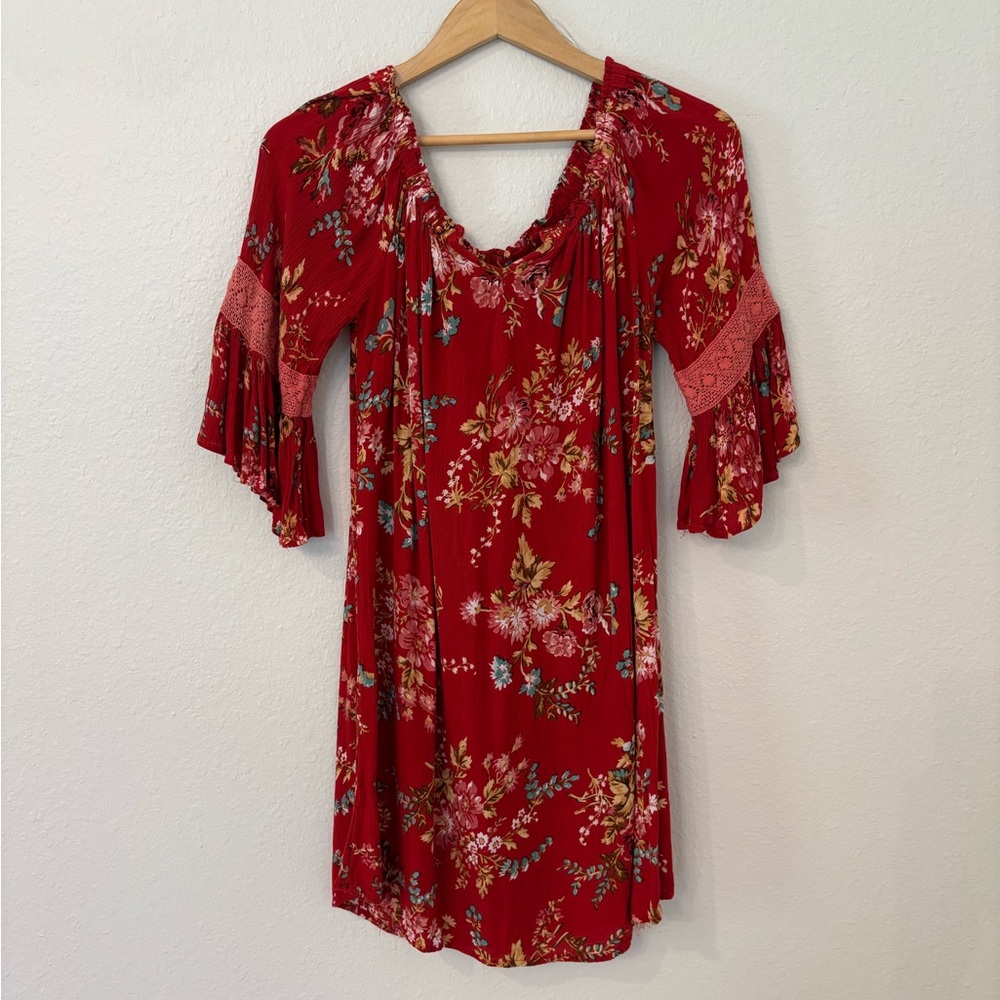 Chances R Red Floral Tunic Top Shirt Women's L Bell Sleeve Crochet Boho Peasant